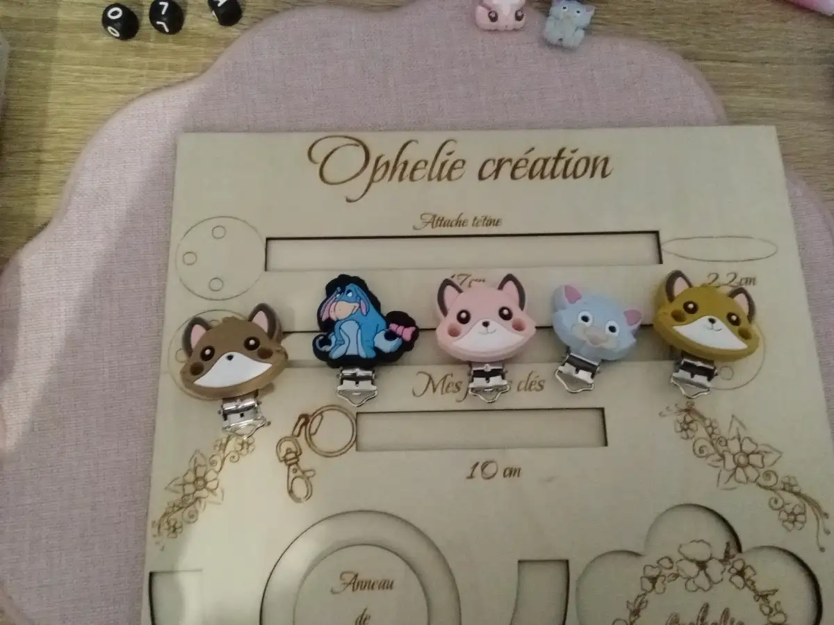 Attache tétine personnalisée